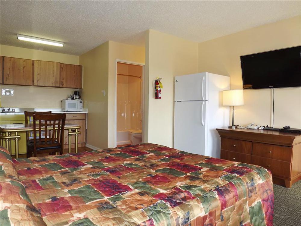 Canadas Best Value Inn Whitecourt Pokoj fotografie