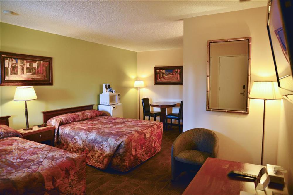 Canadas Best Value Inn Whitecourt Pokoj fotografie