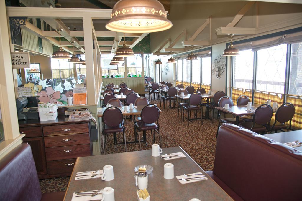 Canadas Best Value Inn Whitecourt Exteriér fotografie