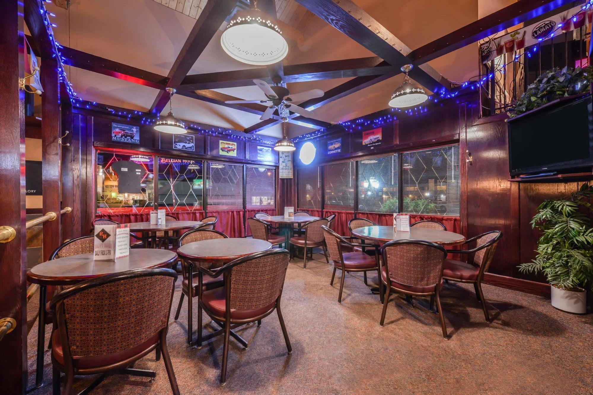 Canadas Best Value Inn Whitecourt Exteriér fotografie