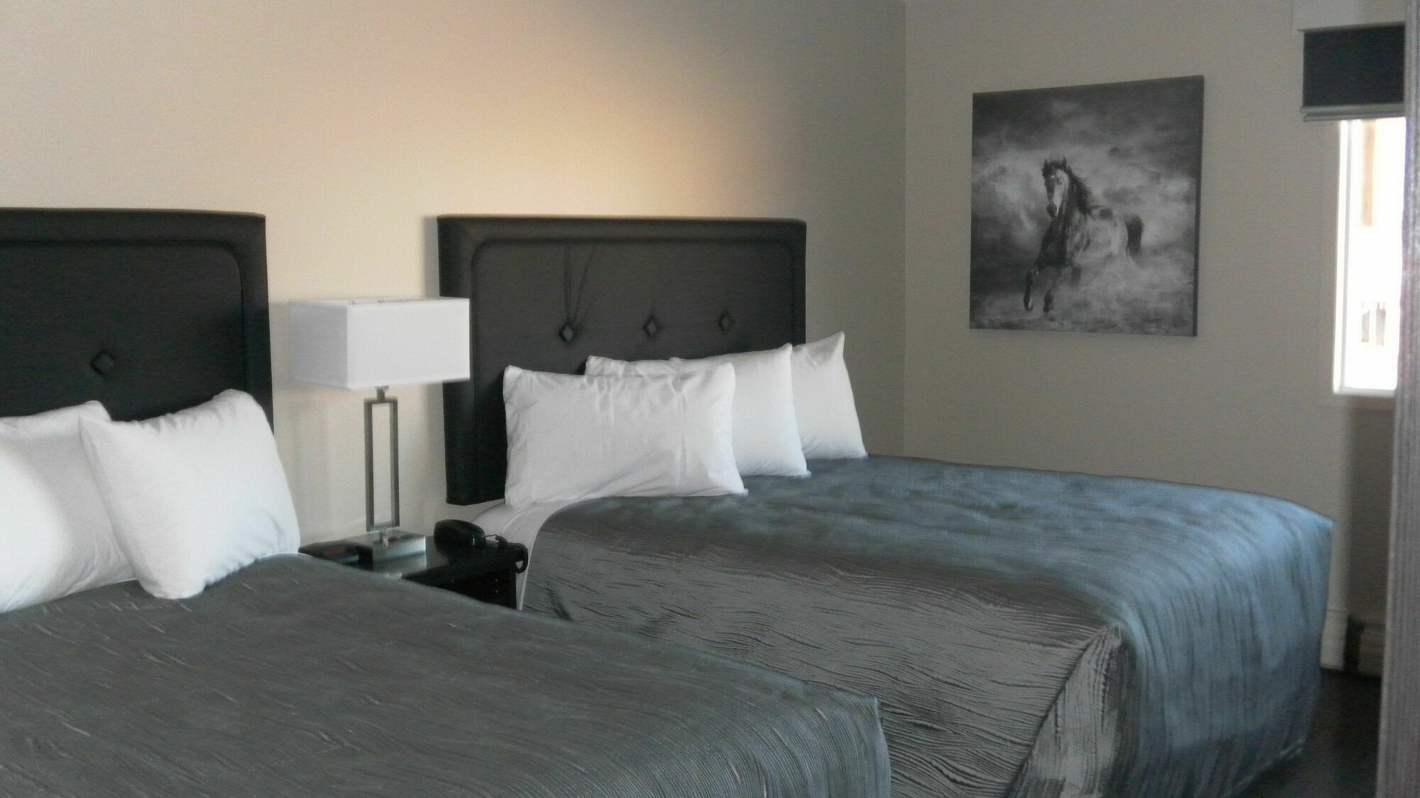 Canadas Best Value Inn Whitecourt Exteriér fotografie